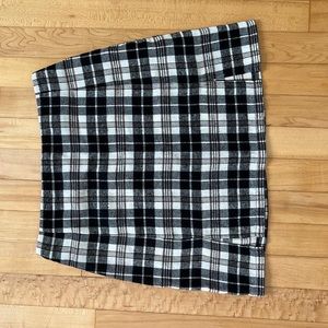 plaid skirt